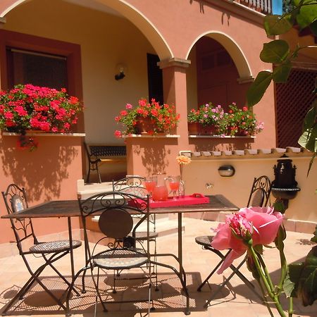 Nataly'S House Bed&Breakfast La Massimina-Casal Lumbroso Luaran gambar
