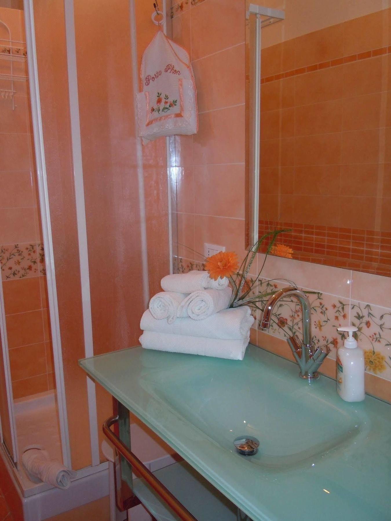 Nataly'S House Bed&Breakfast La Massimina-Casal Lumbroso Luaran gambar