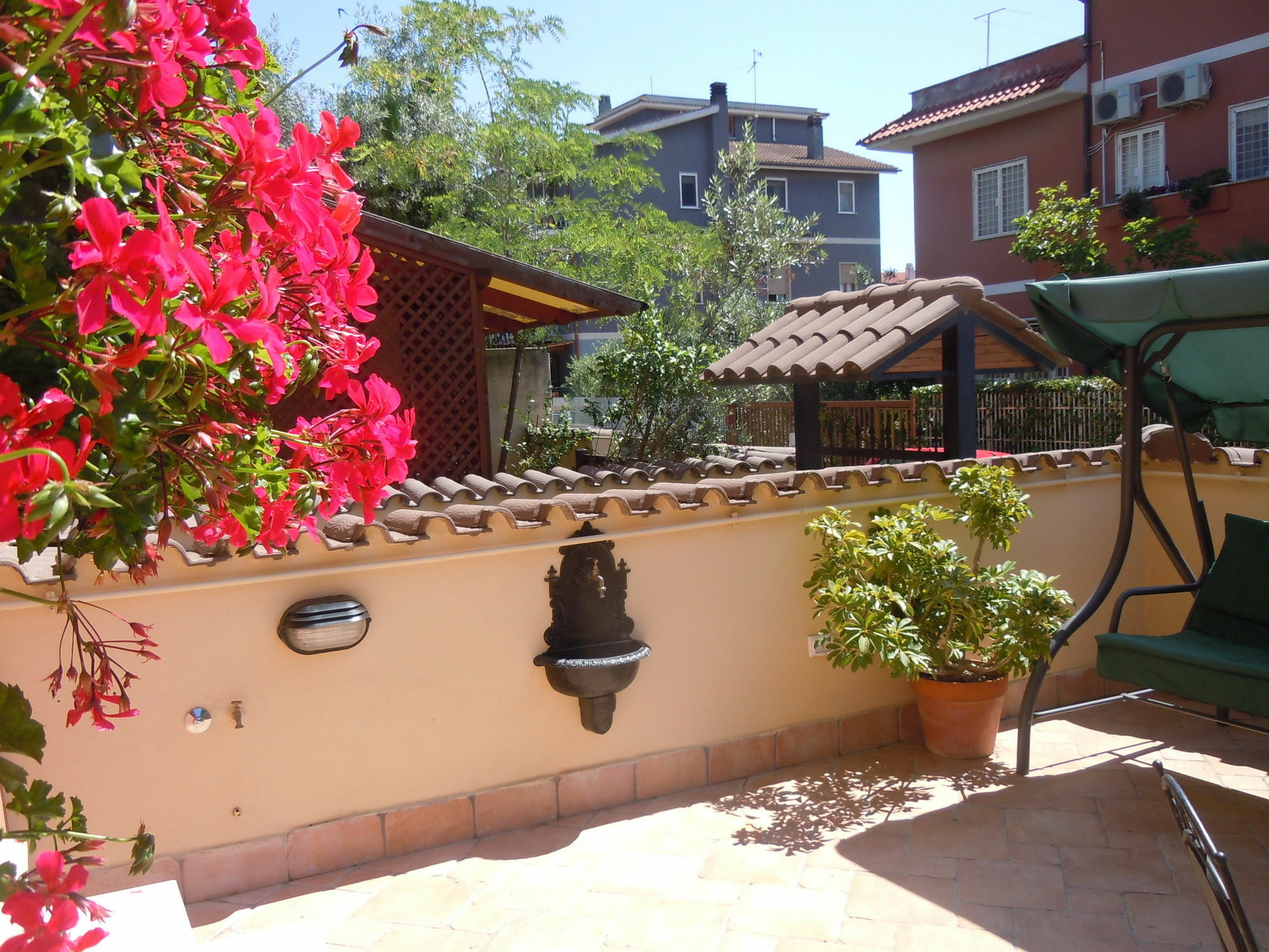Nataly'S House Bed&Breakfast La Massimina-Casal Lumbroso Luaran gambar