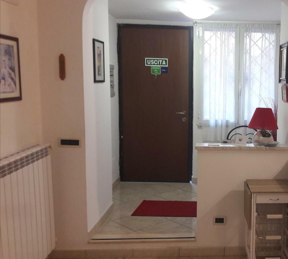 Nataly'S House Bed&Breakfast La Massimina-Casal Lumbroso Luaran gambar